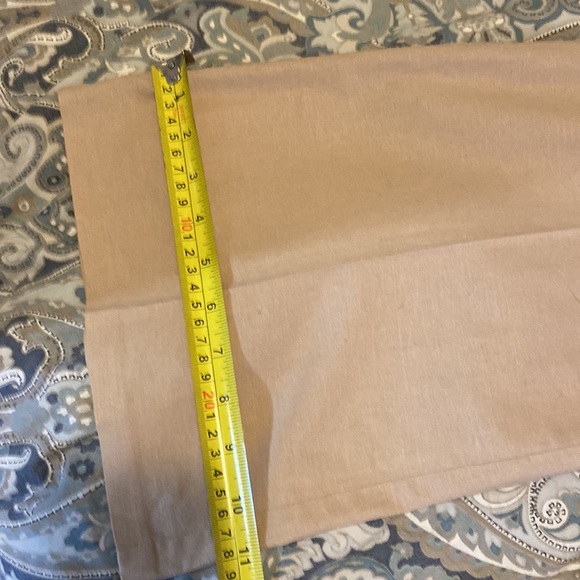 Tall 33.5 Tahari summer linen suit. Beautiful light tan - Picture 12 of 14